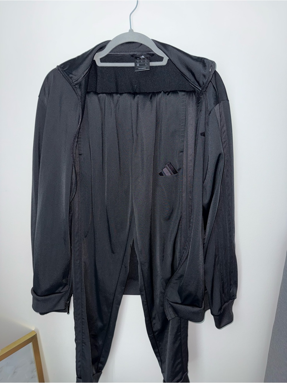 Adidas Men's Black Hooded Lightweight Jacket